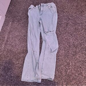 Light blue denim forever 21 ripped jeans
